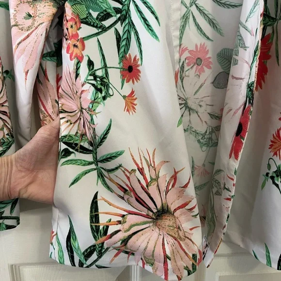 Chico's 2 Floral Cardigan Jacket with Pockets - Picture 3 of 9